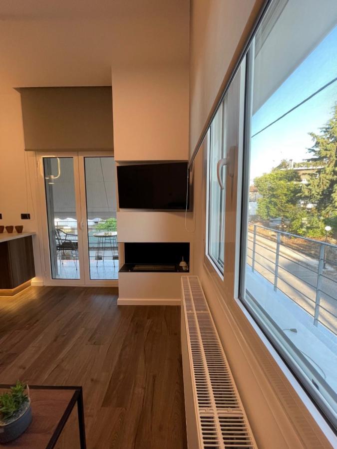 Lf Suites - Irene Thebes Luaran gambar
