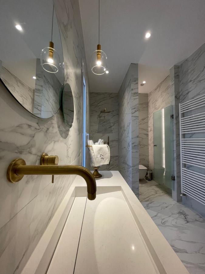 Lf Suites - Irene Thebes Luaran gambar