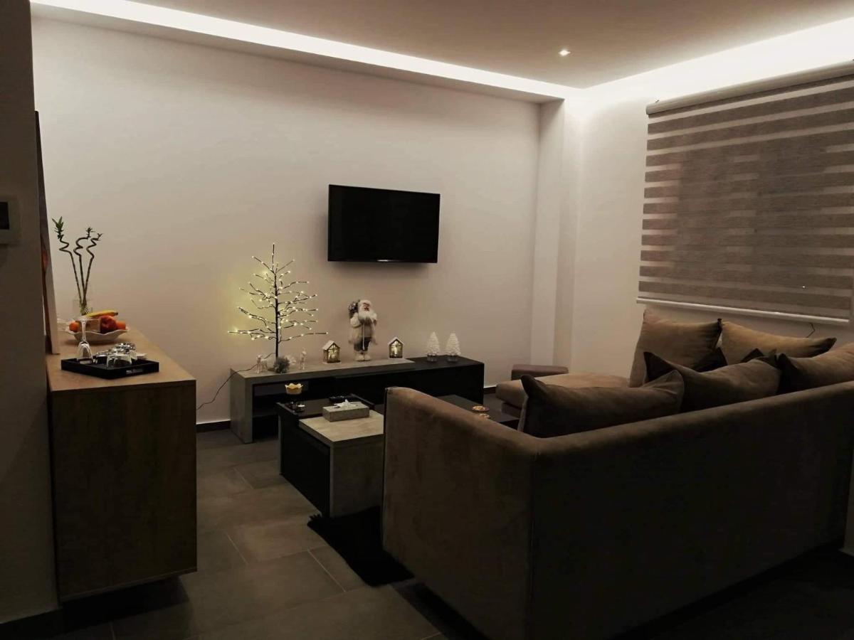 Lf Suites - Irene Thebes Luaran gambar